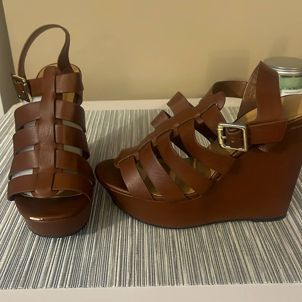 Brown High Hell Wedged Heels